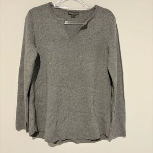 Metric Vintage‎ notch neck wool sweater grey size small